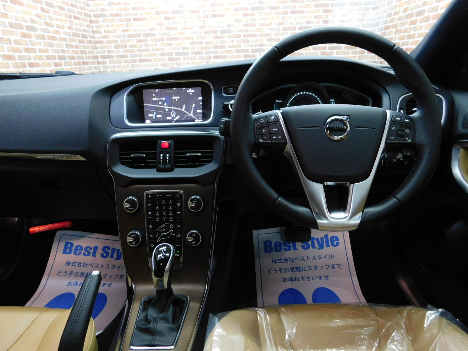 V40クロスカントリー 2017/H29