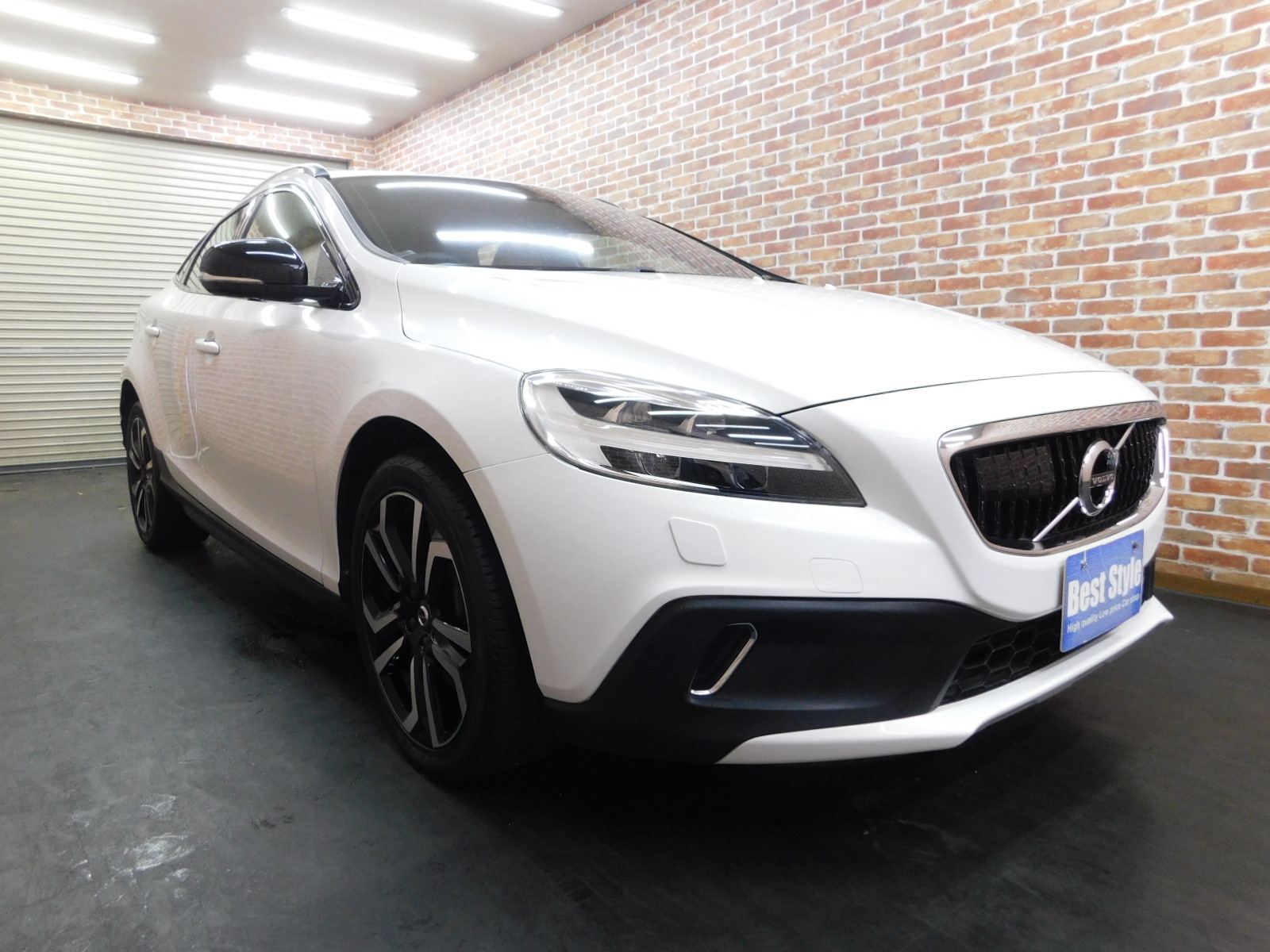 V40クロスカントリー 2017/H29