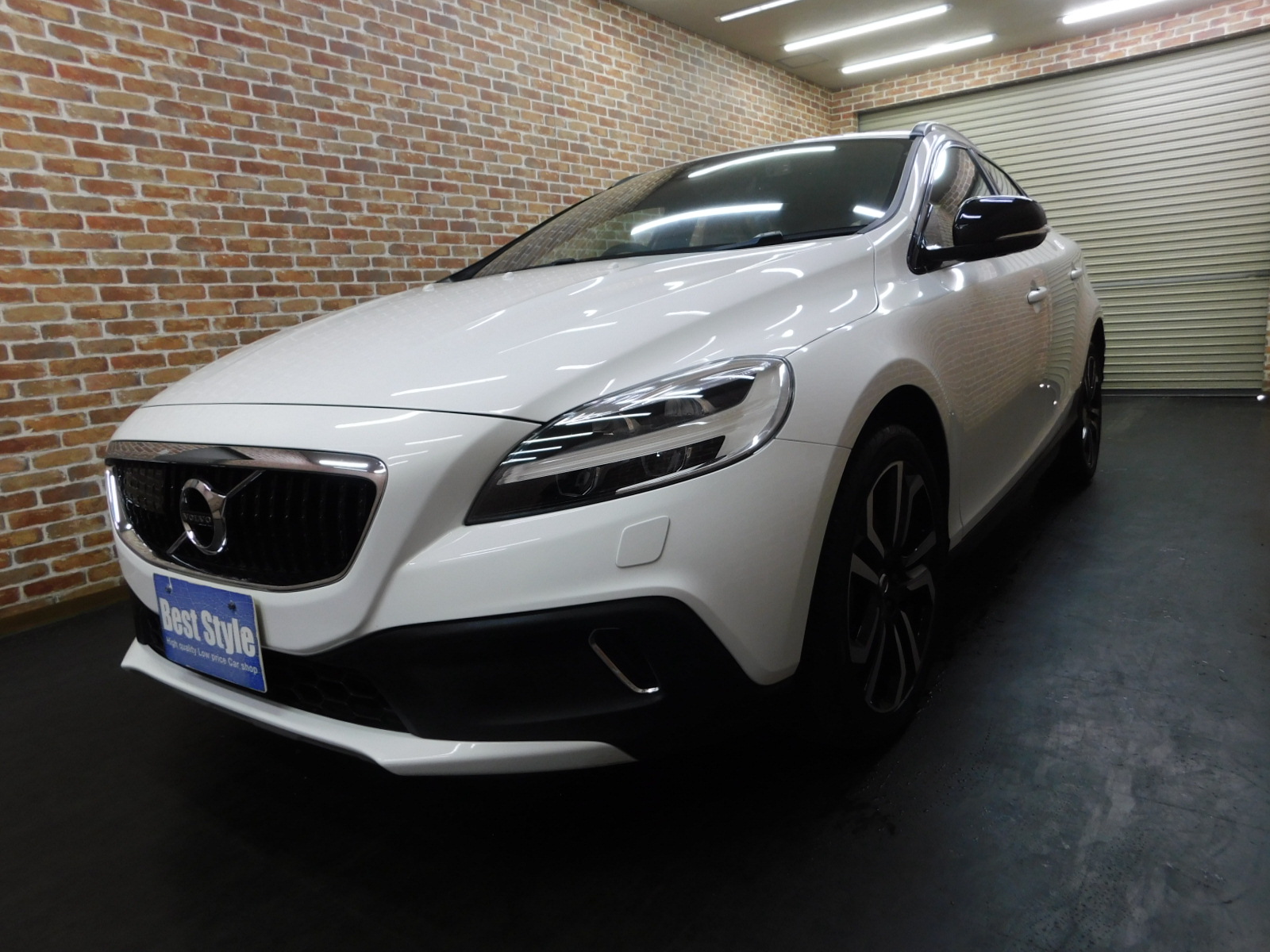 V40クロスカントリー 2017/H29