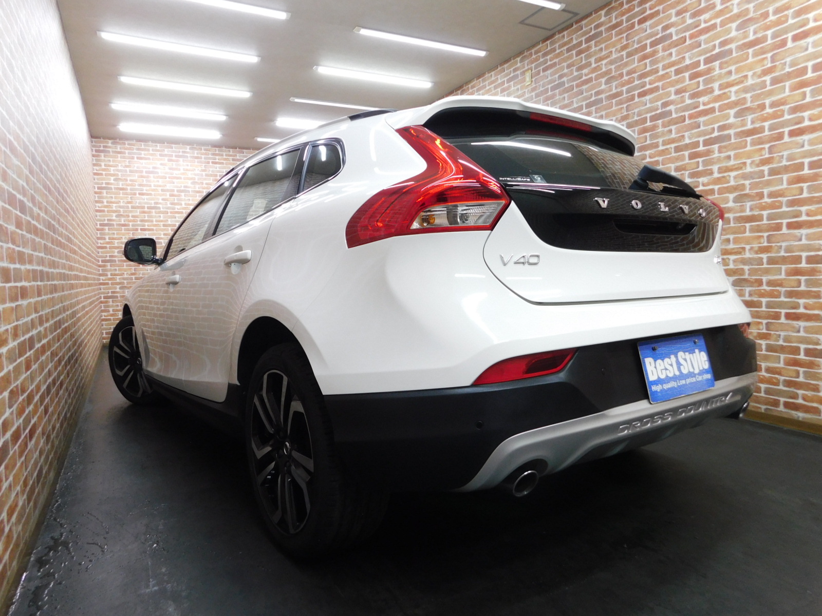 V40クロスカントリー 2017/H29