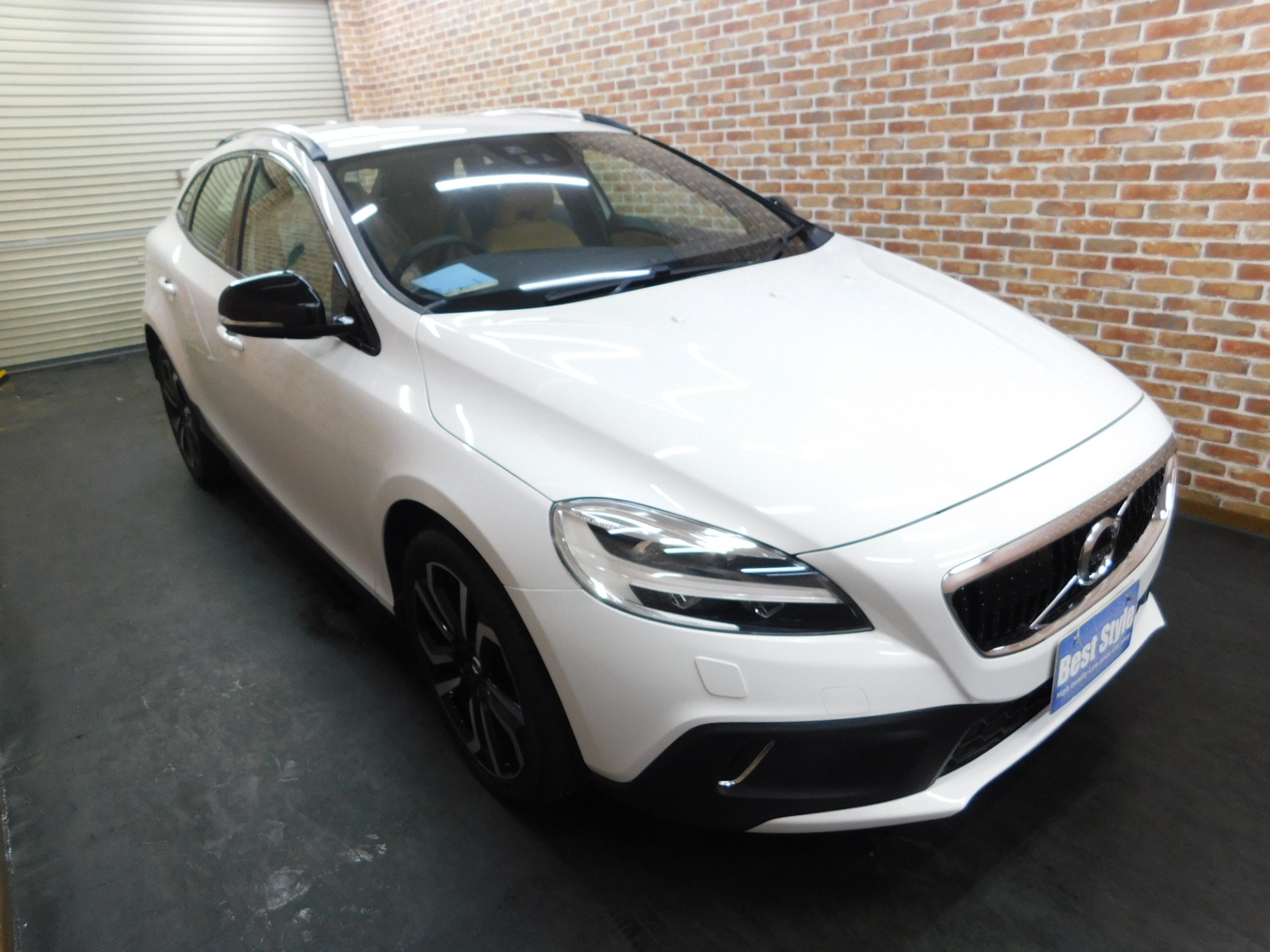 V40クロスカントリー 2017/H29