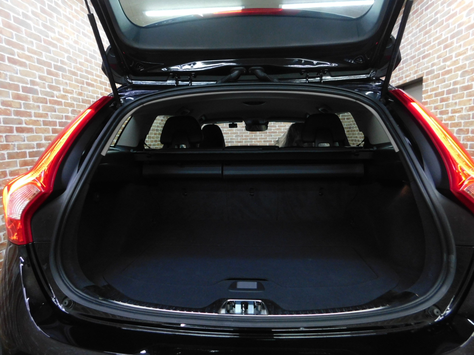 V60クロスカントリー 2015/H27