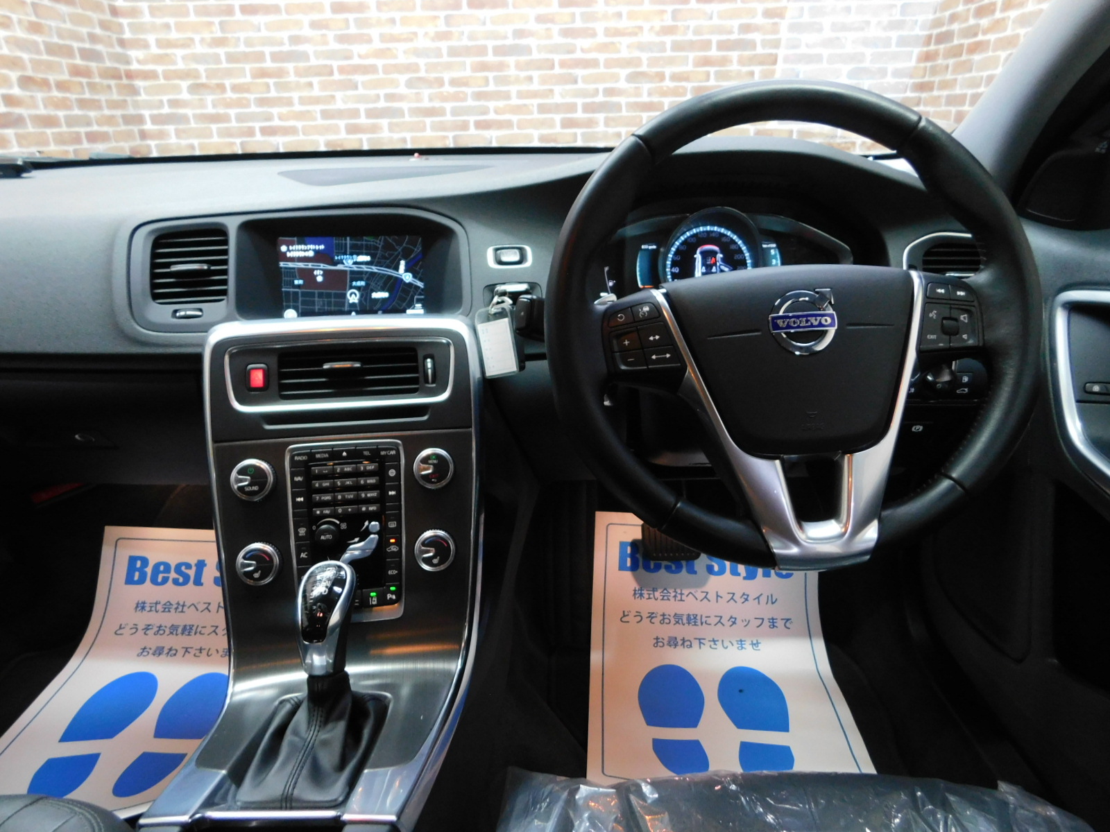 V60クロスカントリー 2015/H27