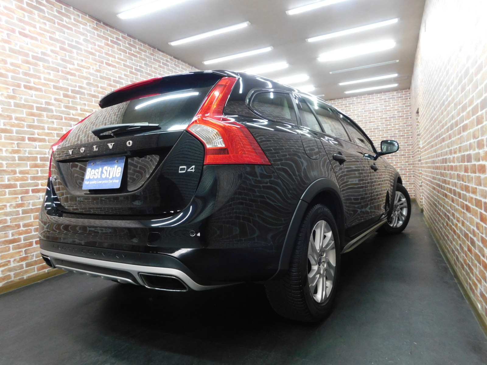 V60クロスカントリー 2015/H27