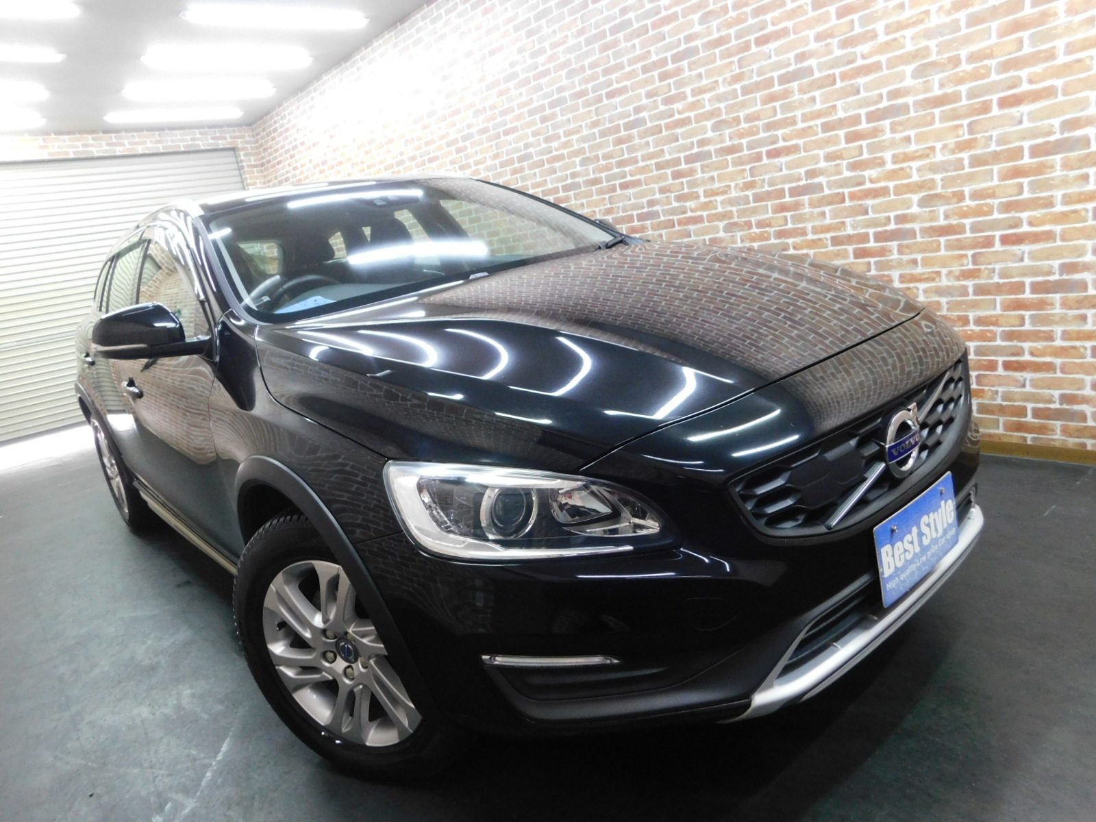 V60クロスカントリー 2015/H27