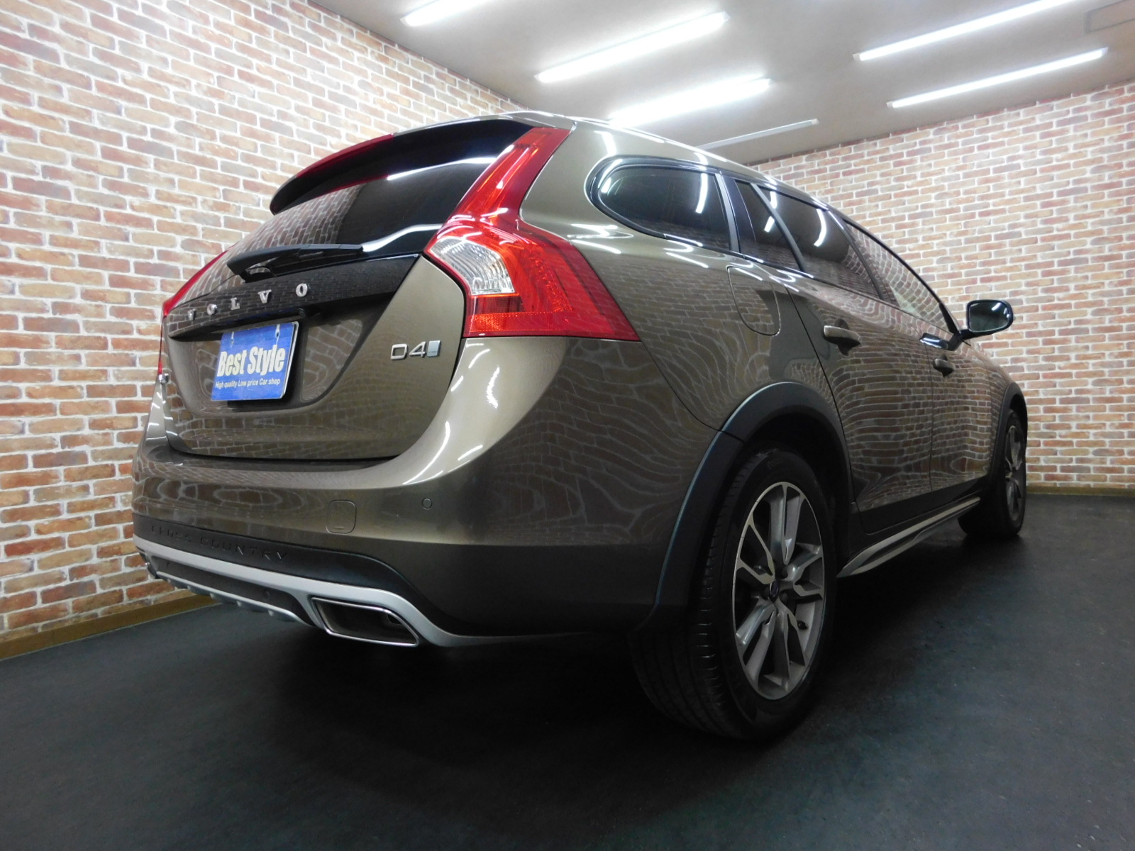 V60クロスカントリー 2017/H29