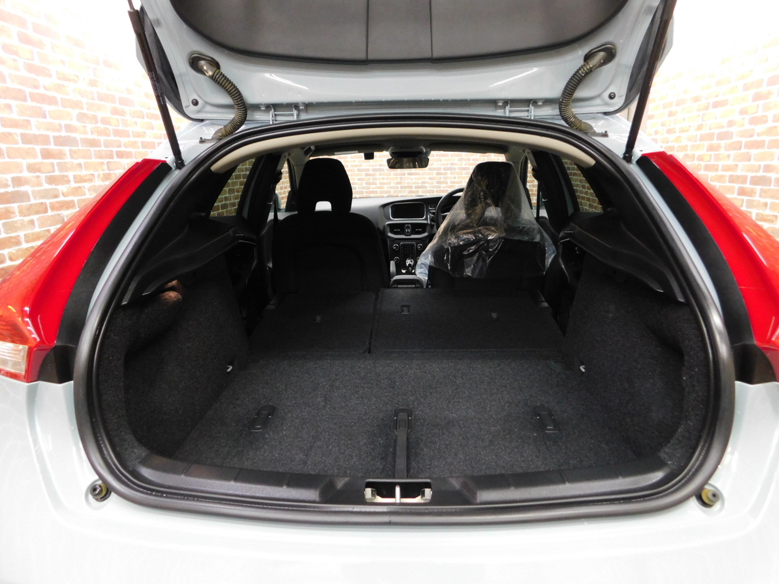V40 2018/H30