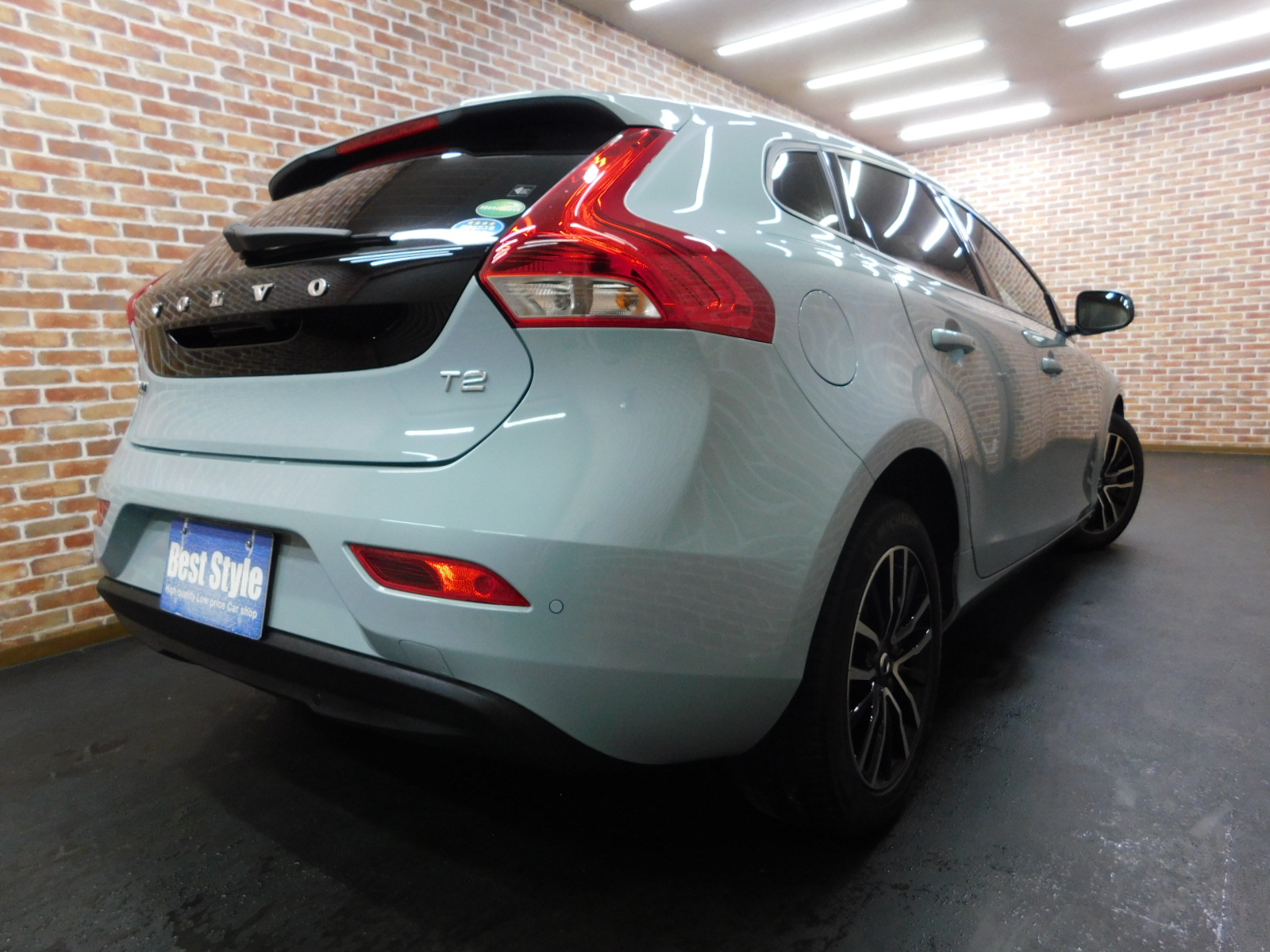 V40 2018/H30