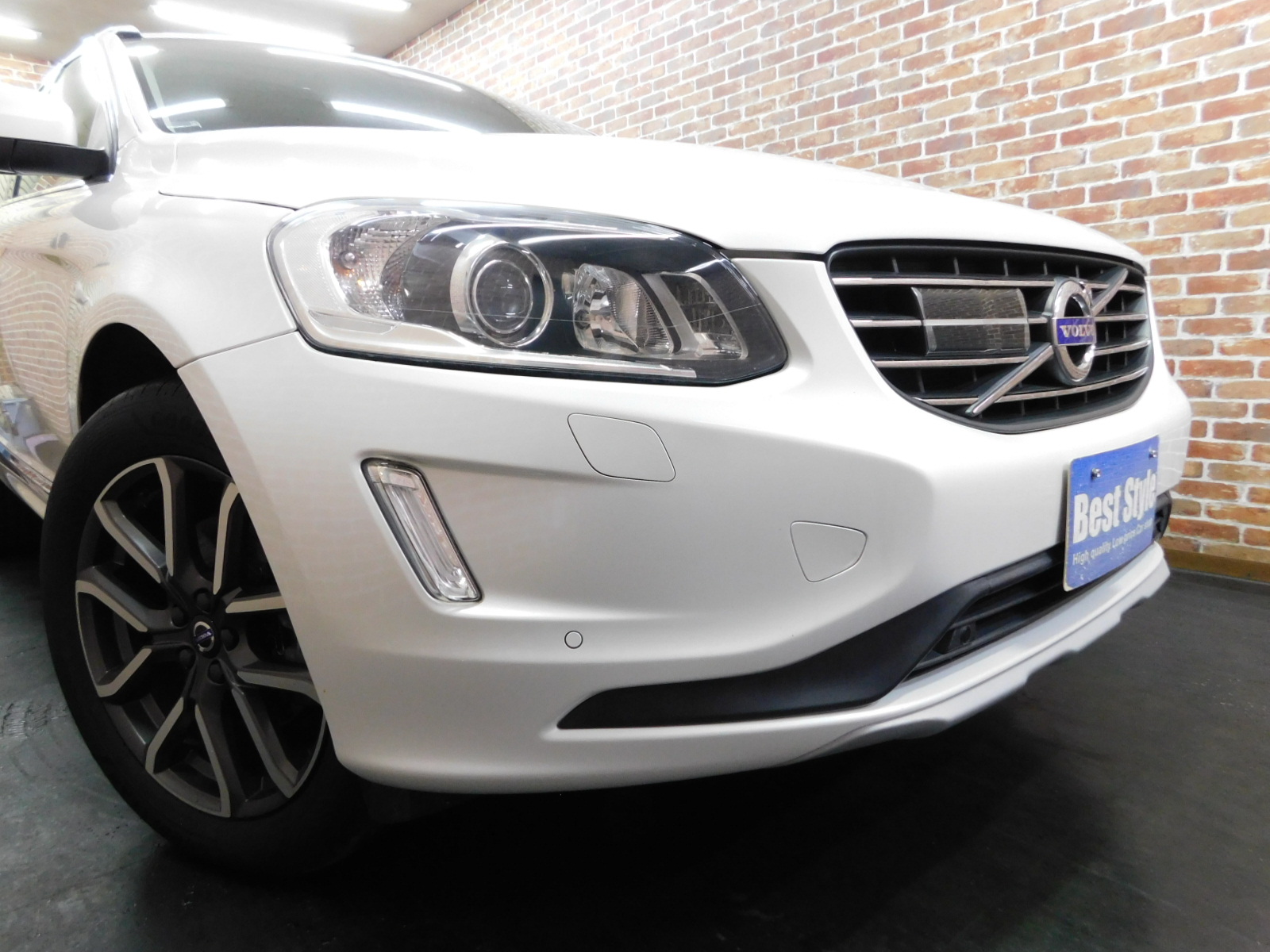 XC60 2017/H29