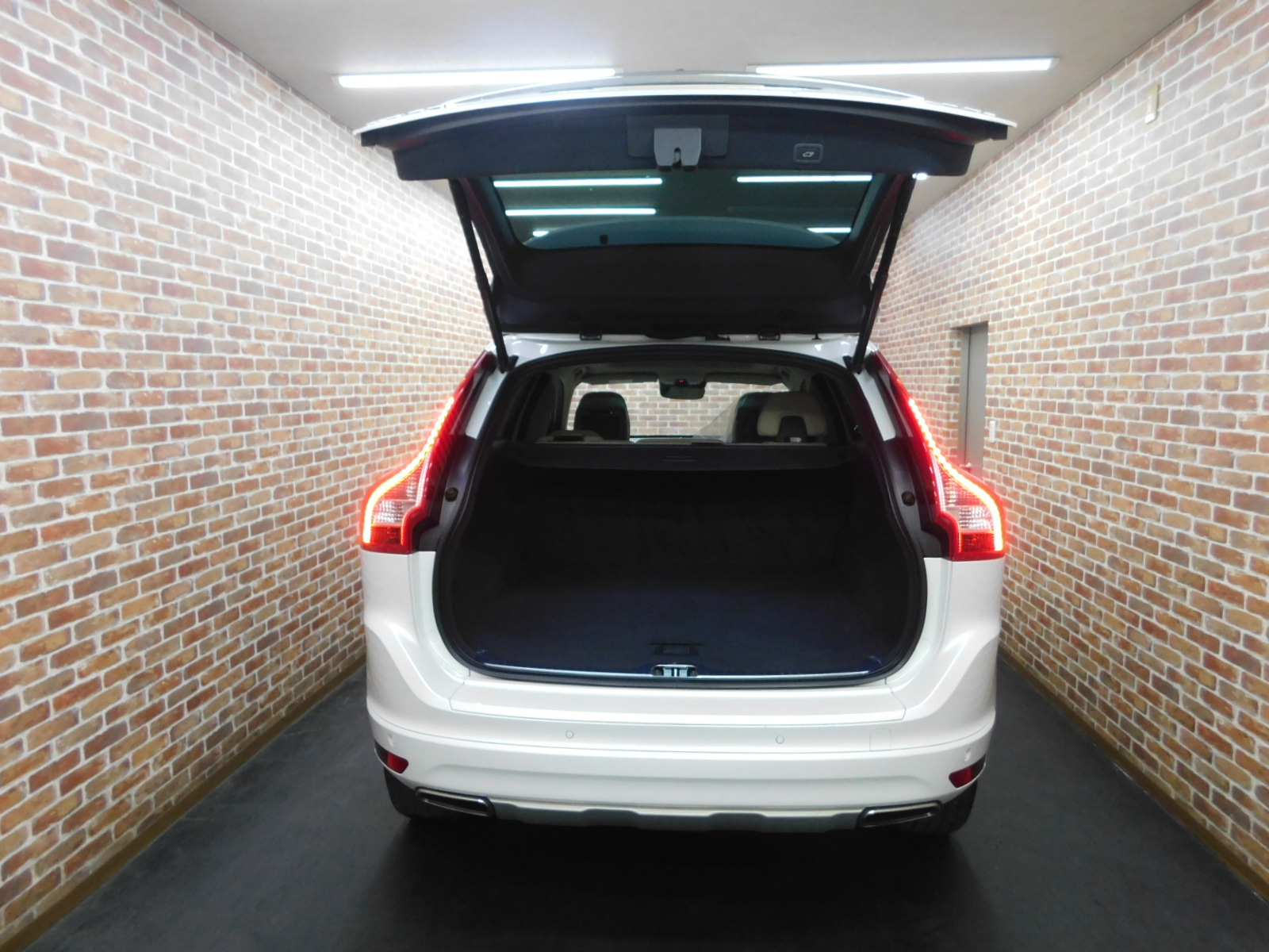 XC60 2017/H29