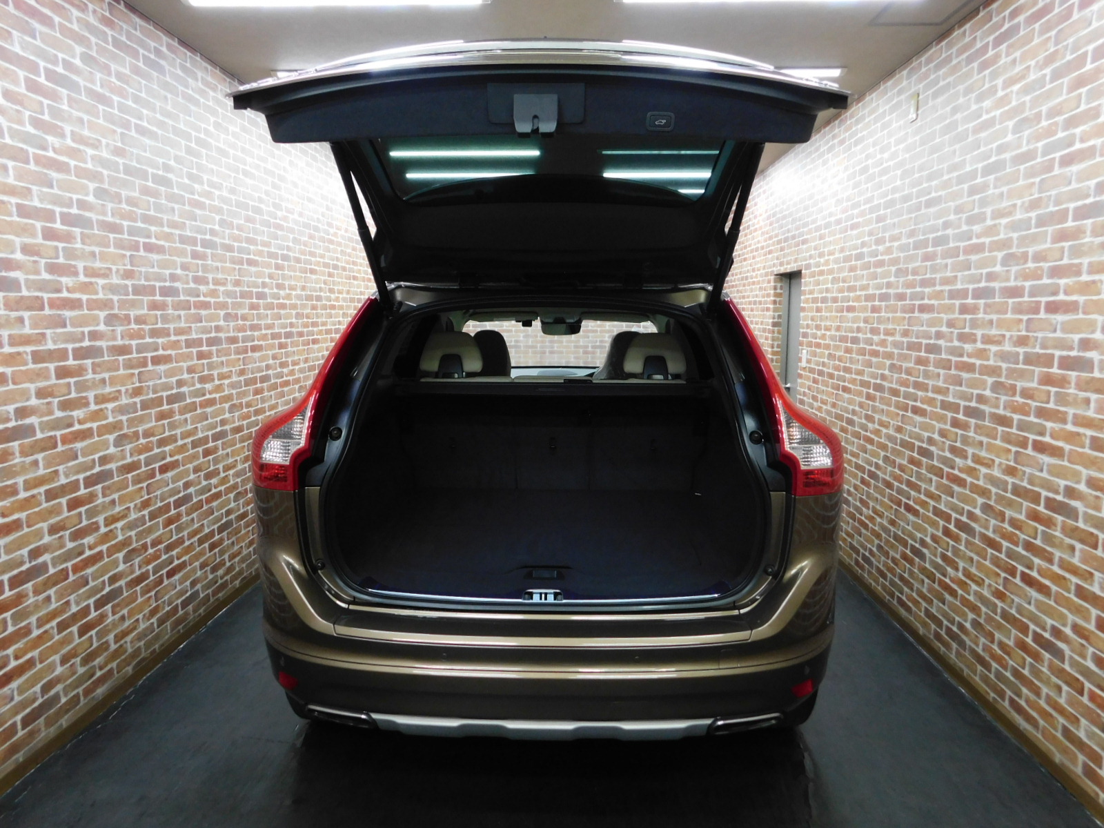 XC60 2016/H28