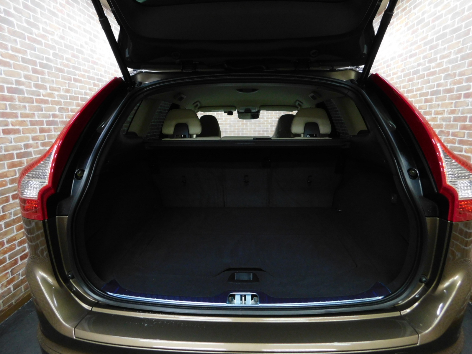 XC60 2016/H28