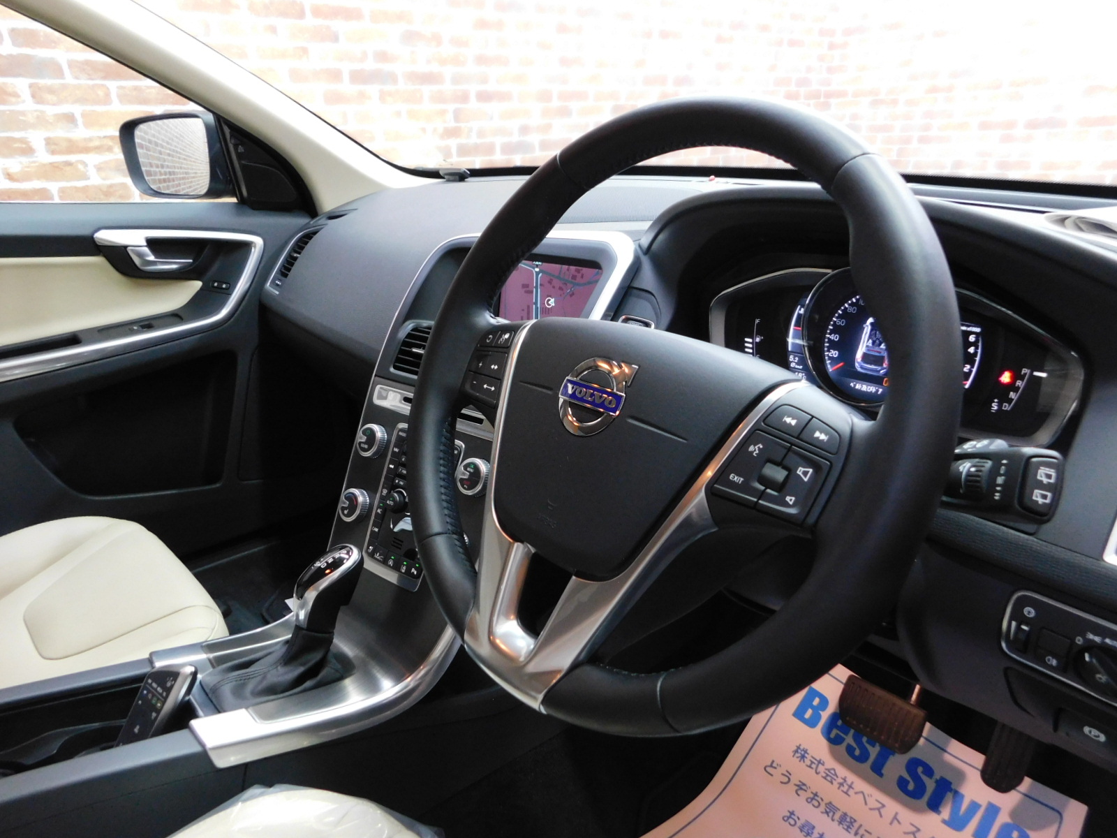 XC60 2016/H28