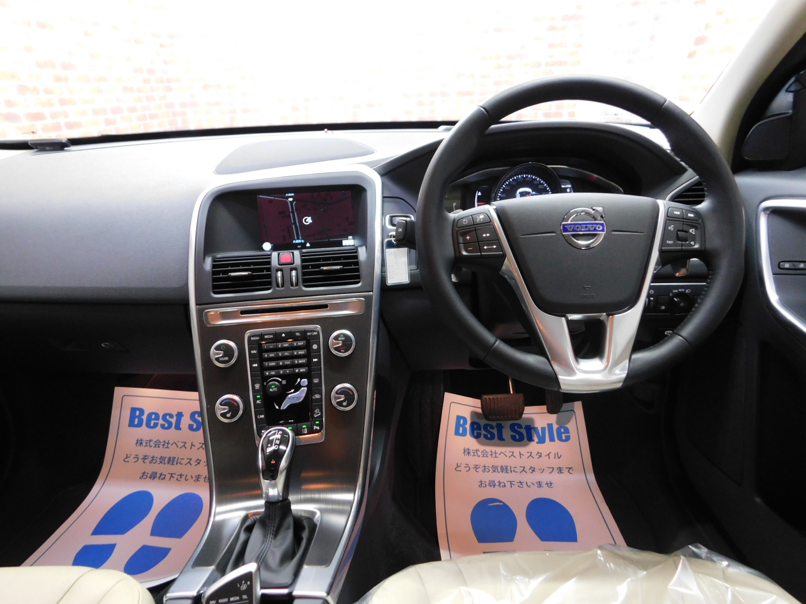 XC60 2016/H28