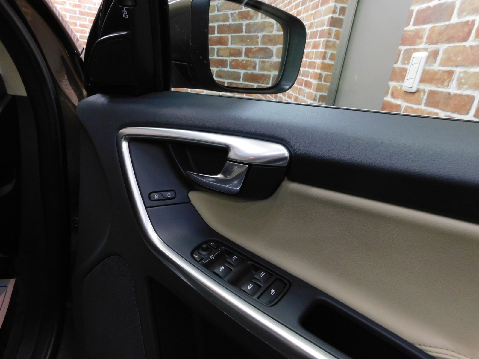 XC60 2016/H28