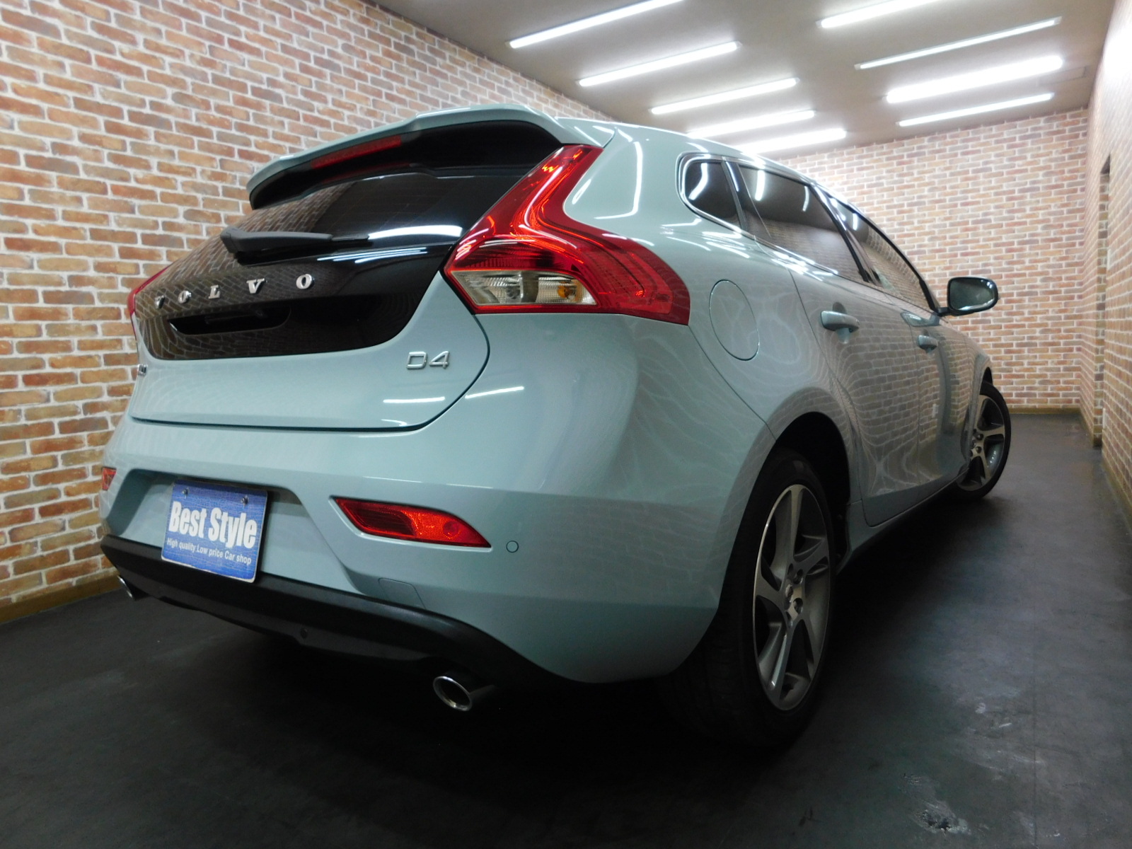V40 2017/H29