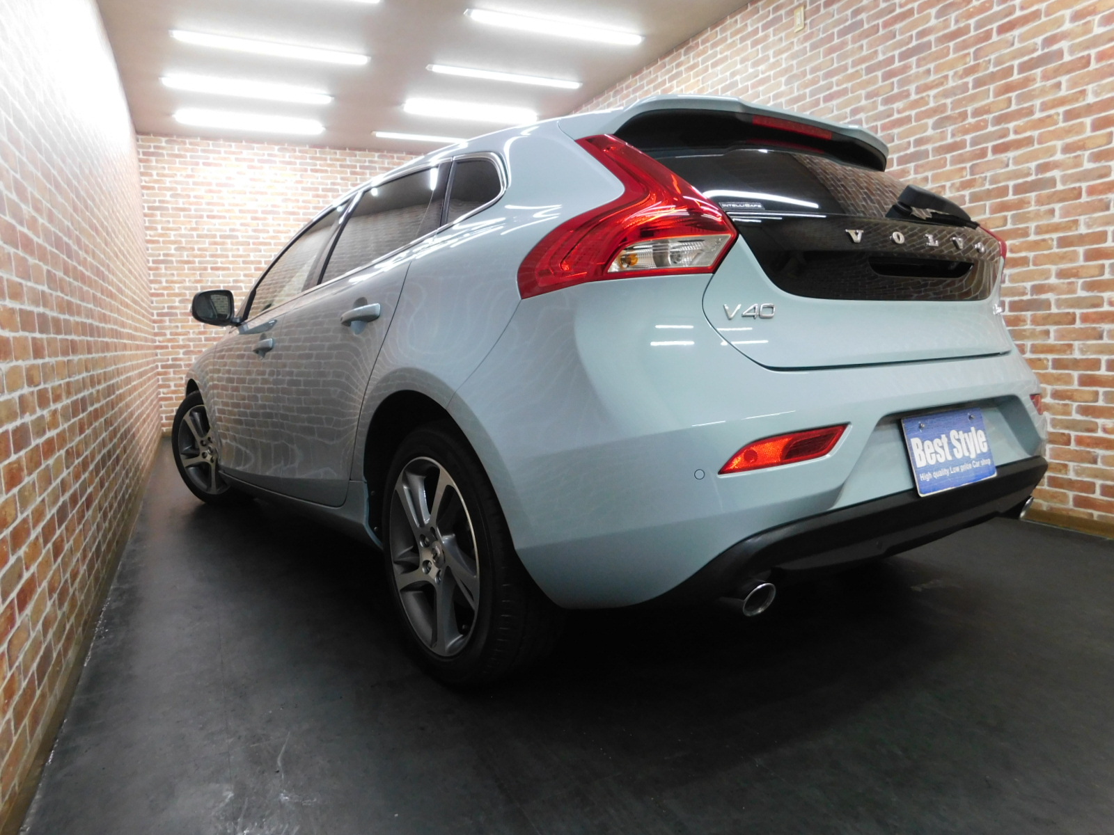 V40 2017/H29