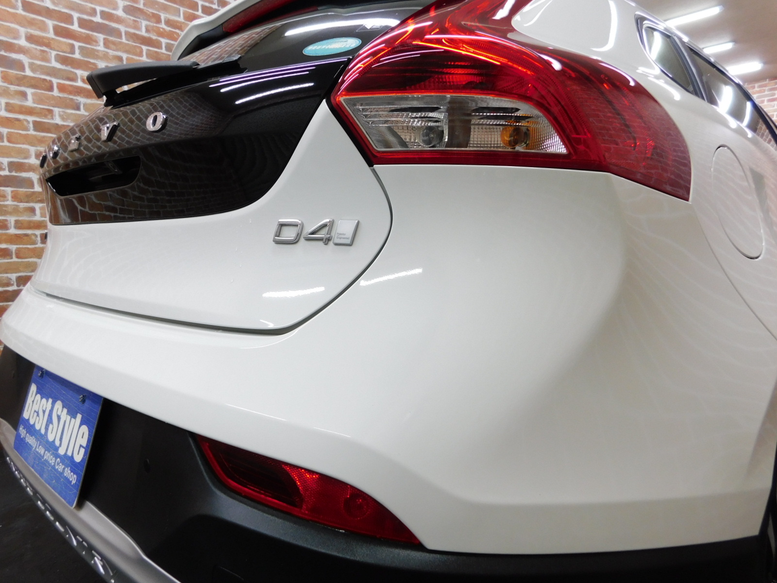 V40クロスカントリー 2019/R01