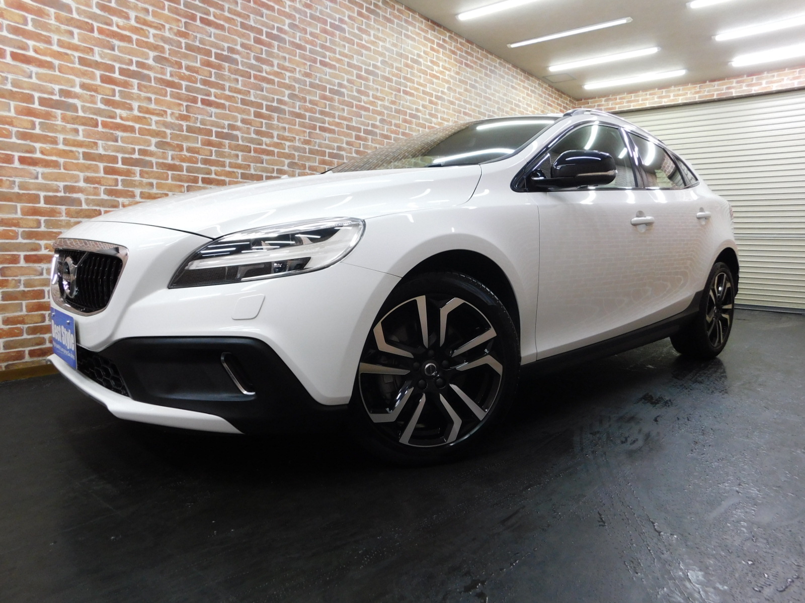 V40クロスカントリー 2019/R01