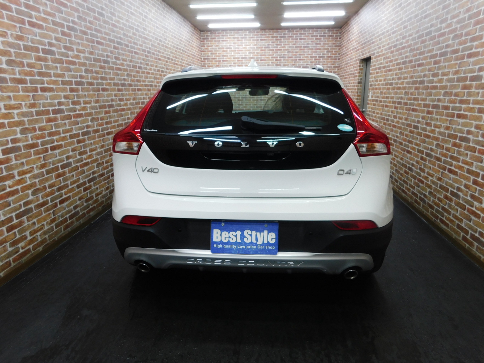 V40クロスカントリー 2019/R01