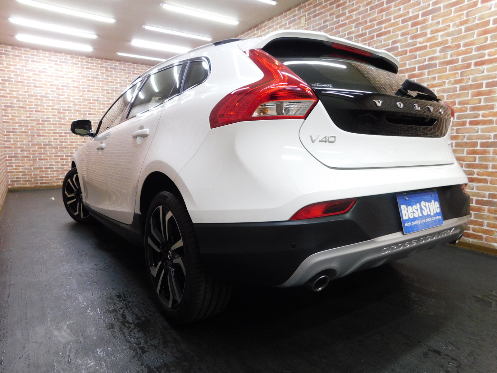 V40クロスカントリー 2019/R01