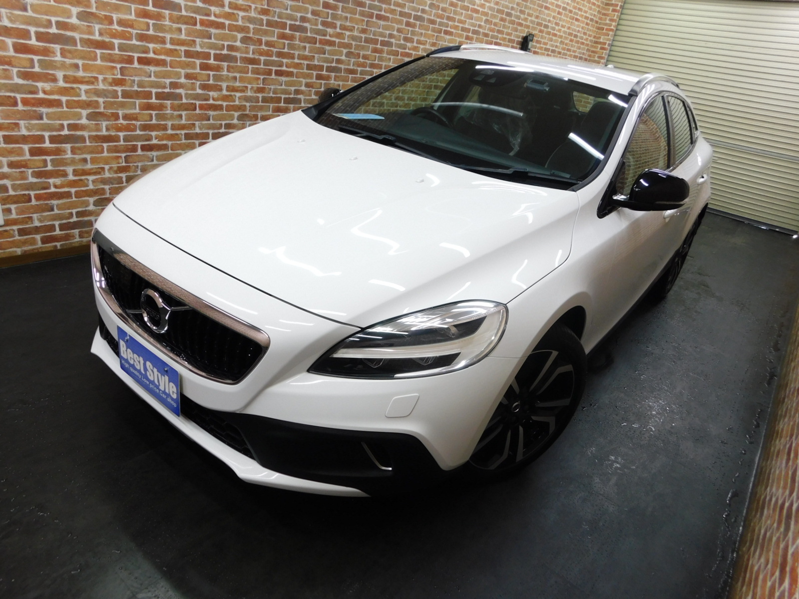 V40クロスカントリー 2019/R01