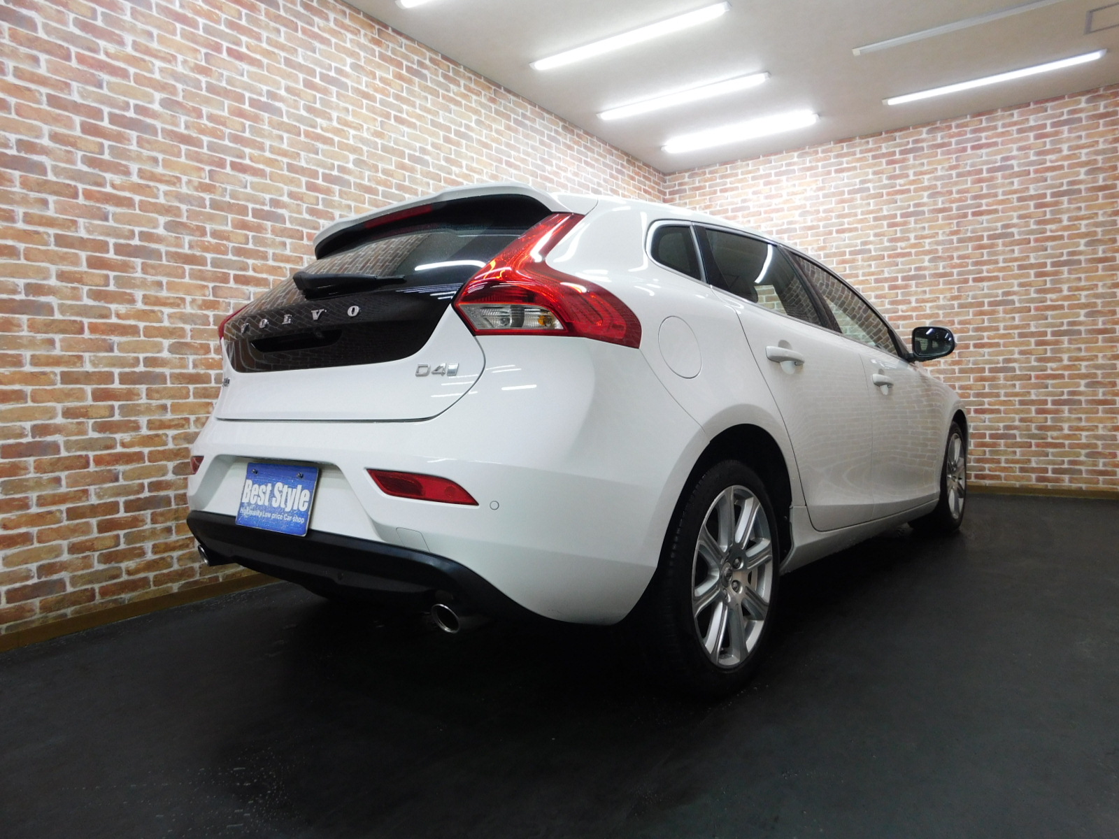 V40 2018/H30