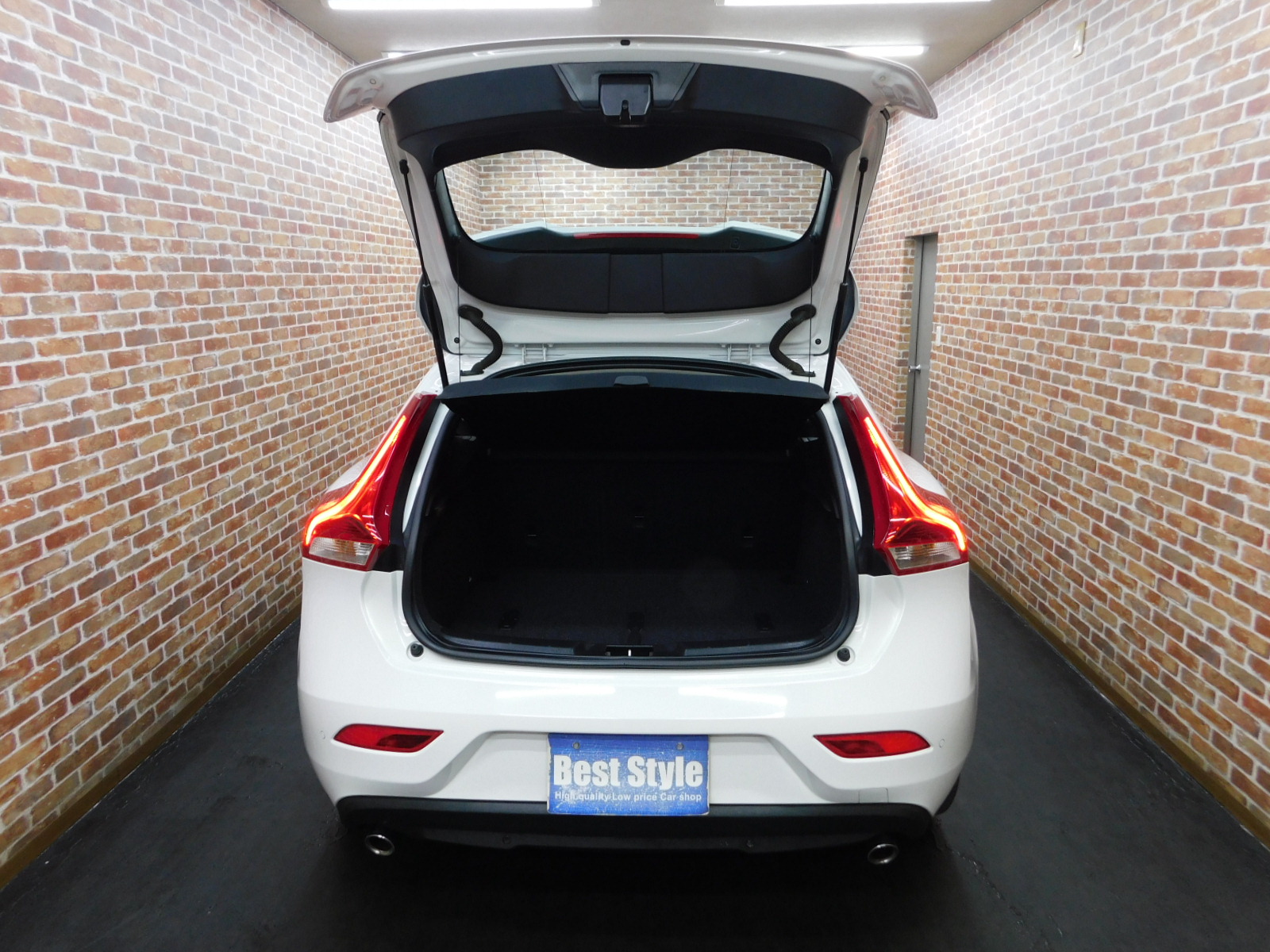 V40 2018/H30
