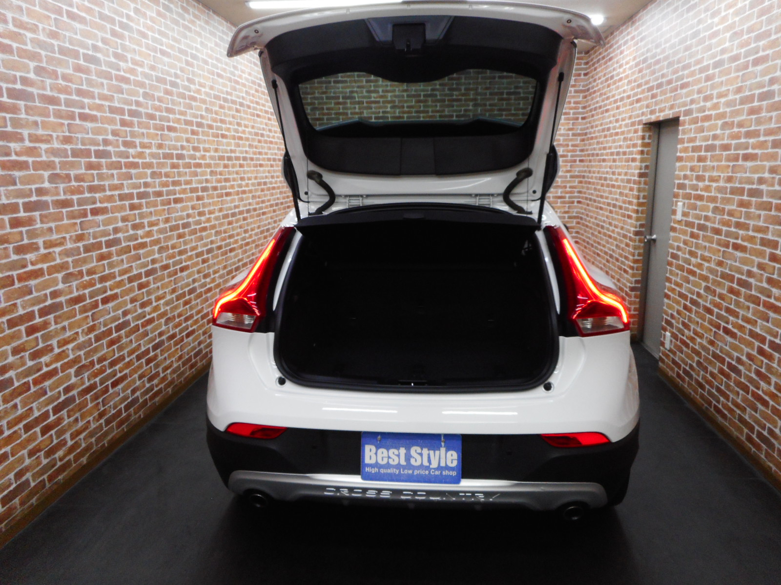 V40クロスカントリー 2015/H27