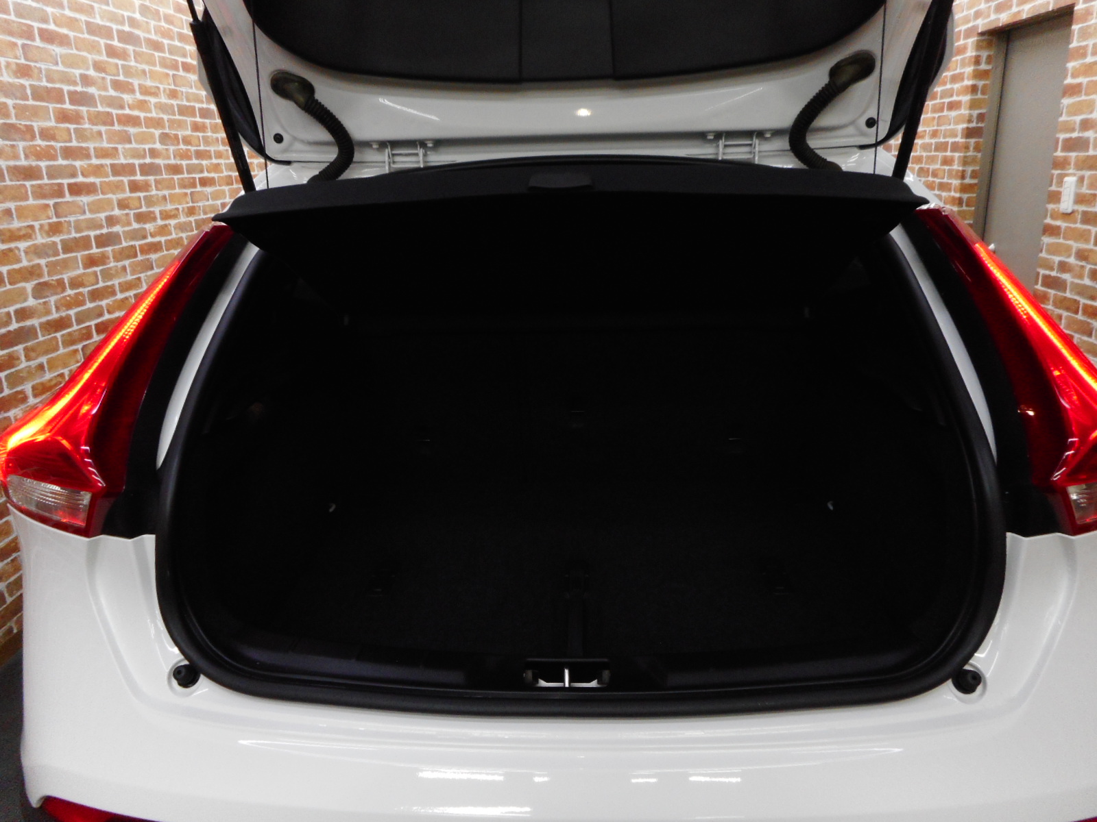 V40クロスカントリー 2015/H27