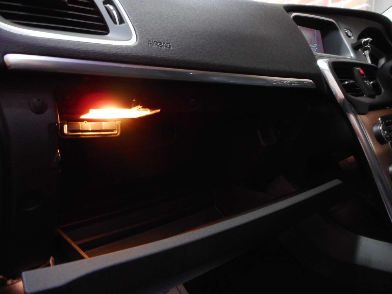 V40クロスカントリー 2015/H27