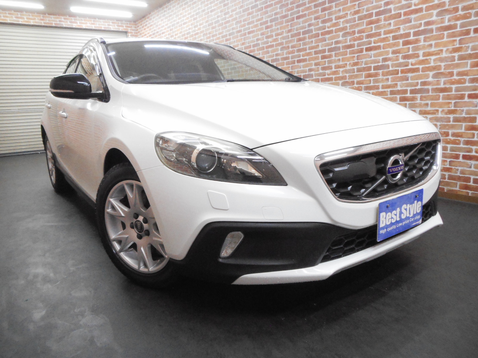 V40クロスカントリー 2015/H27