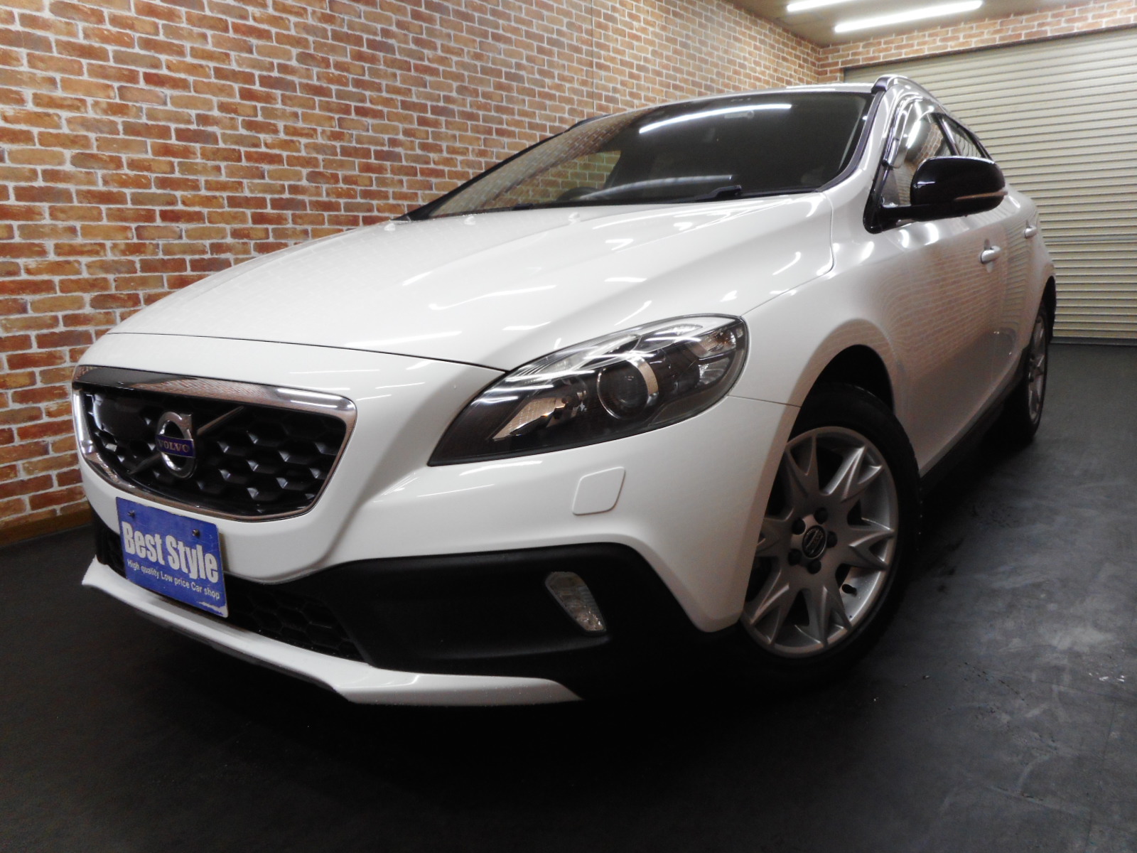 V40クロスカントリー 2015/H27