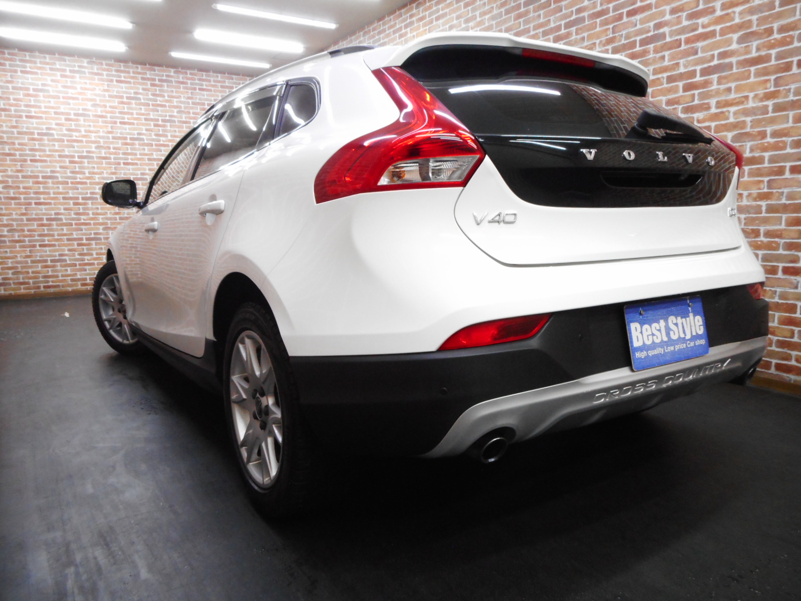 V40クロスカントリー 2015/H27