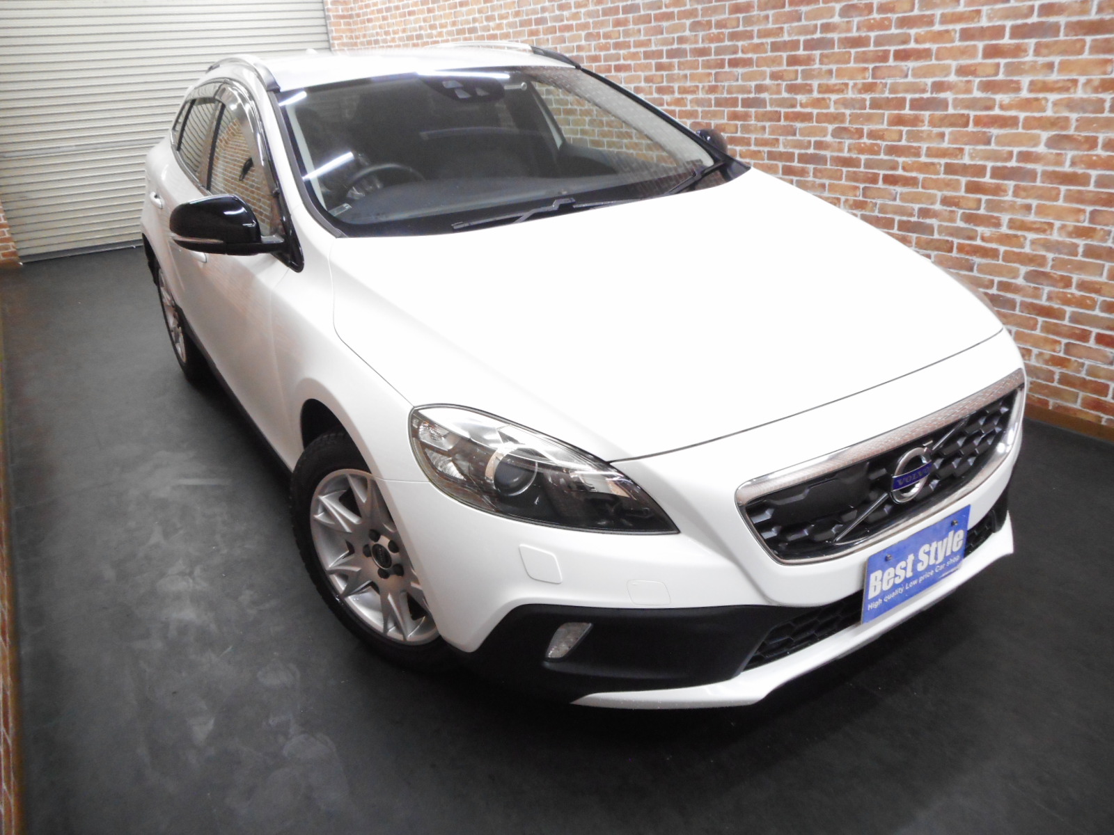 V40クロスカントリー 2015/H27