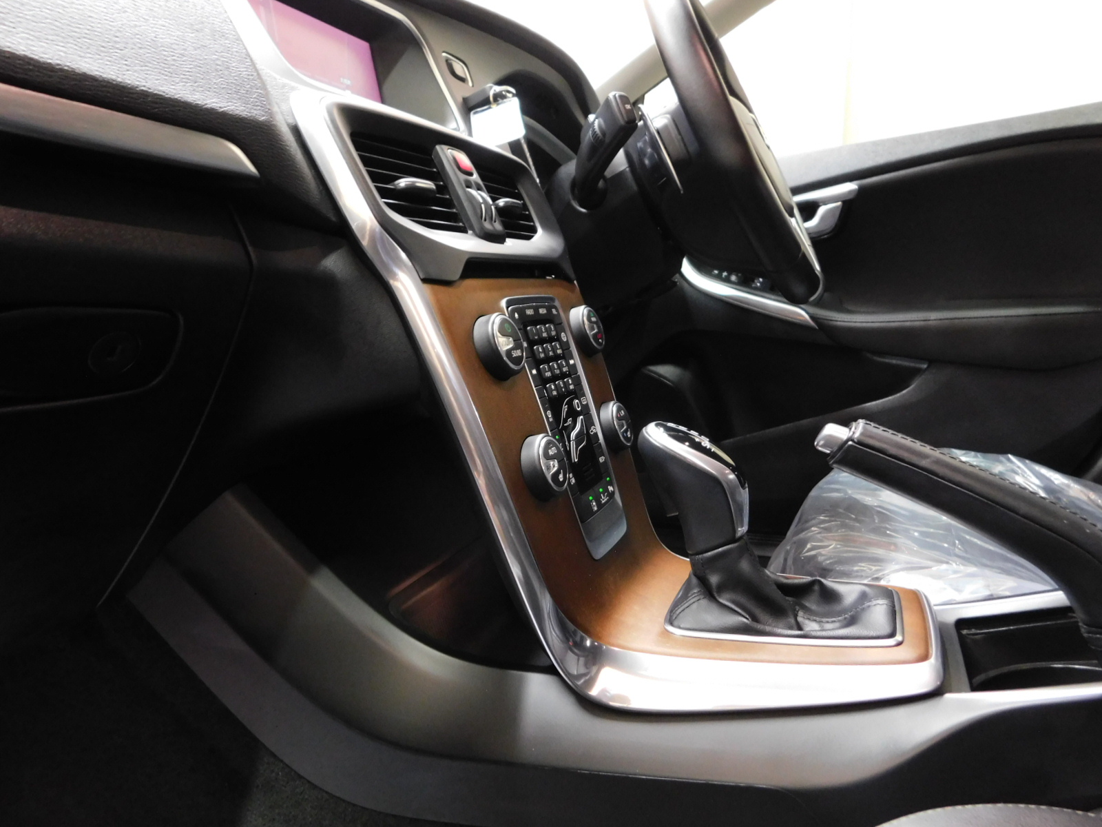 V40 2017/H29