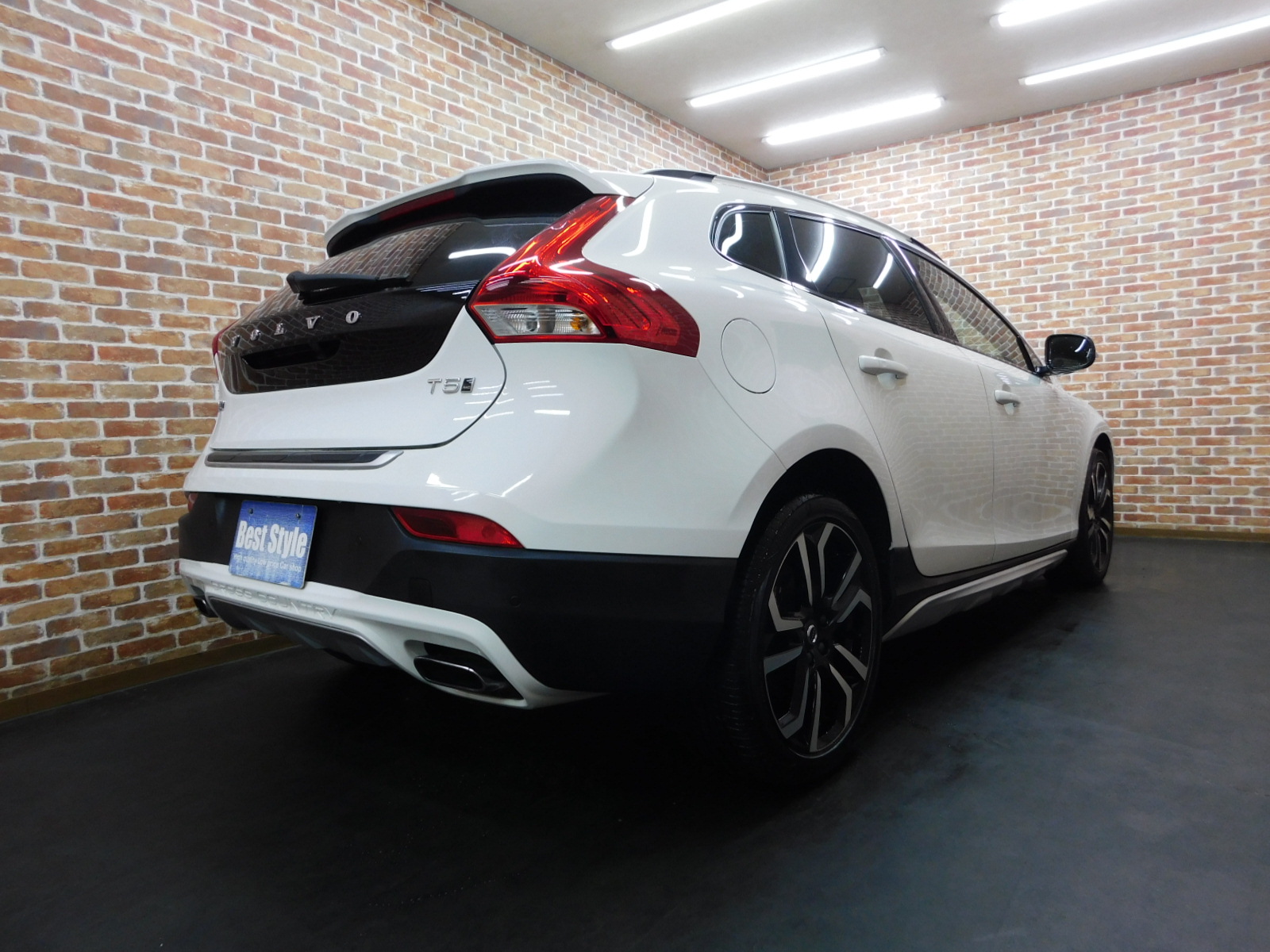 V40クロスカントリー 2018/H30