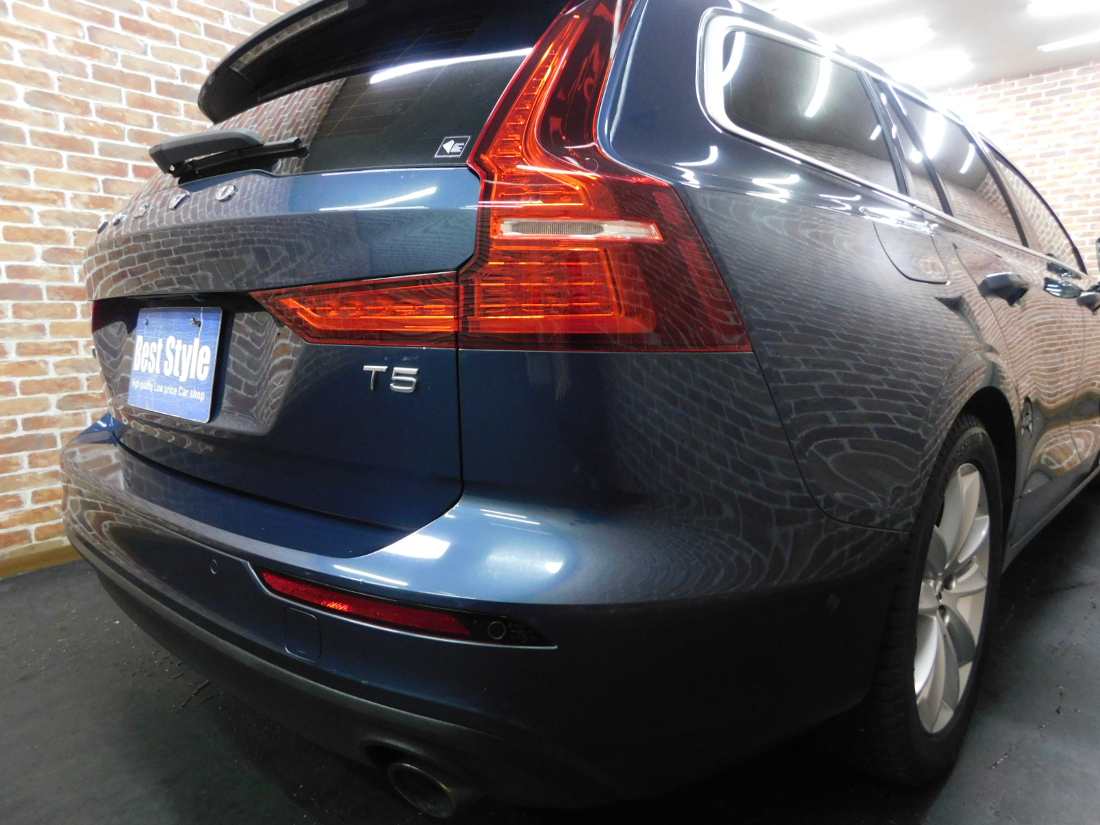 V60 2018/H30