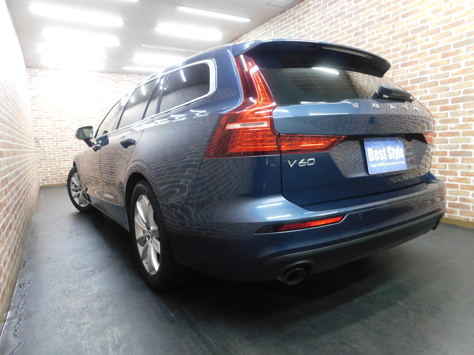 V60 2018/H30