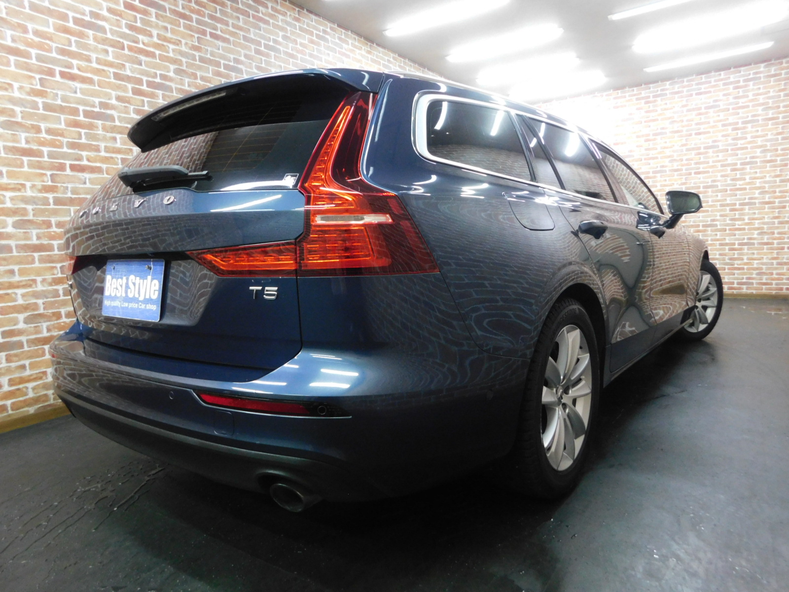 V60 2018/H30
