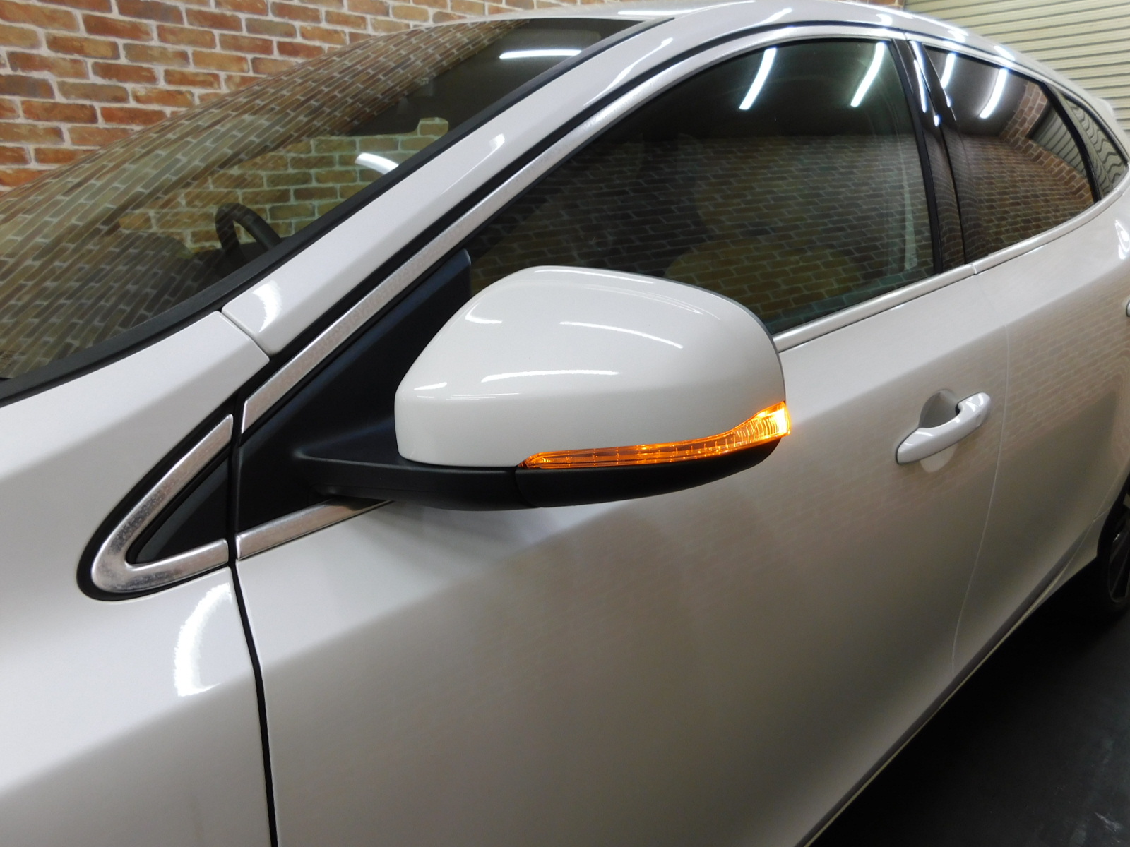 V40 2016/H28