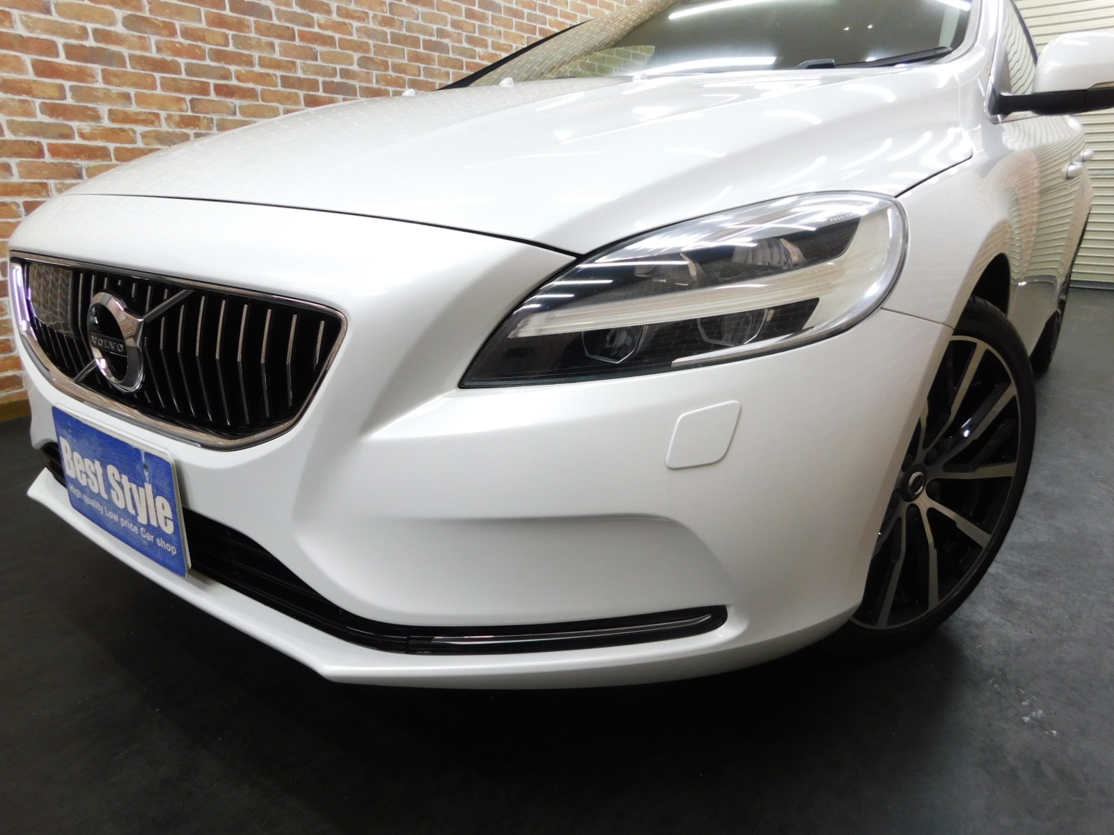 V40 2016/H28