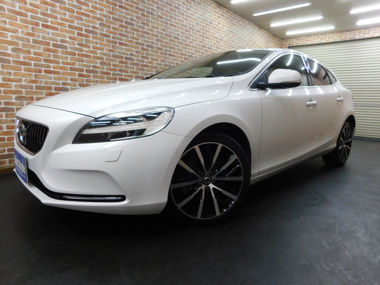 V40 2016/H28