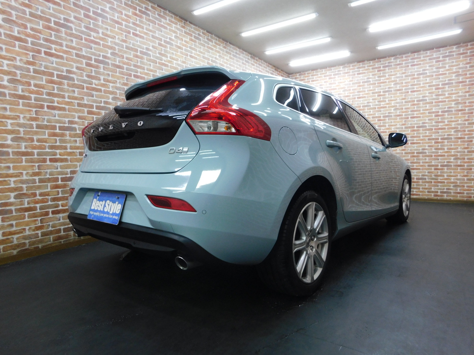 V40 2017/H29