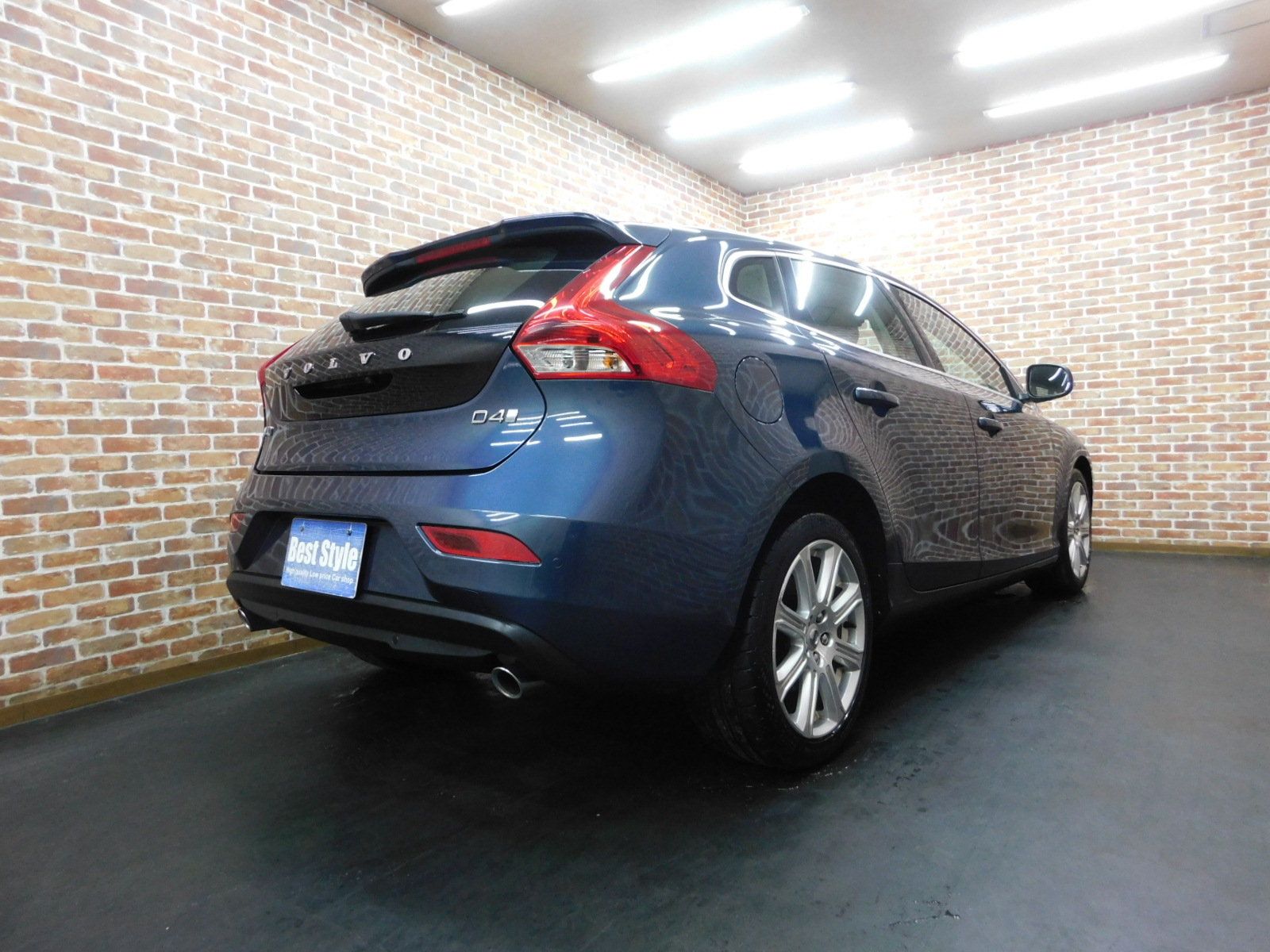 V40 2018/H30