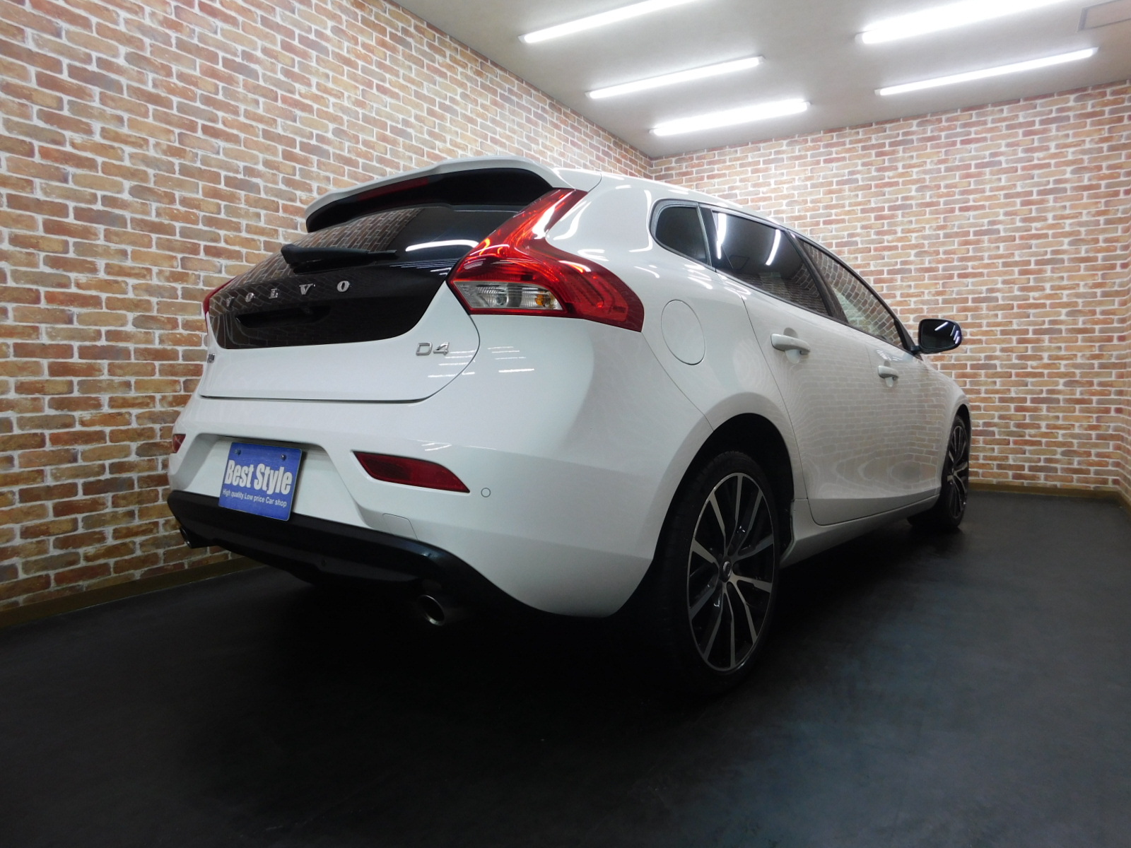 V40 2017/H29