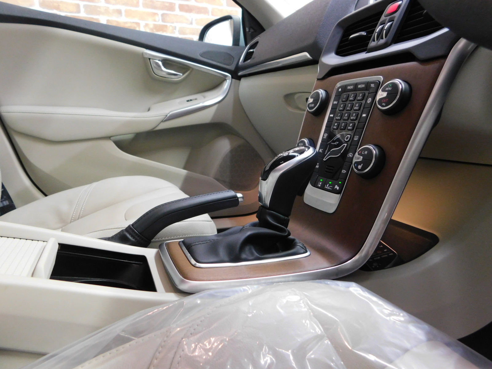 V40 2019/R01