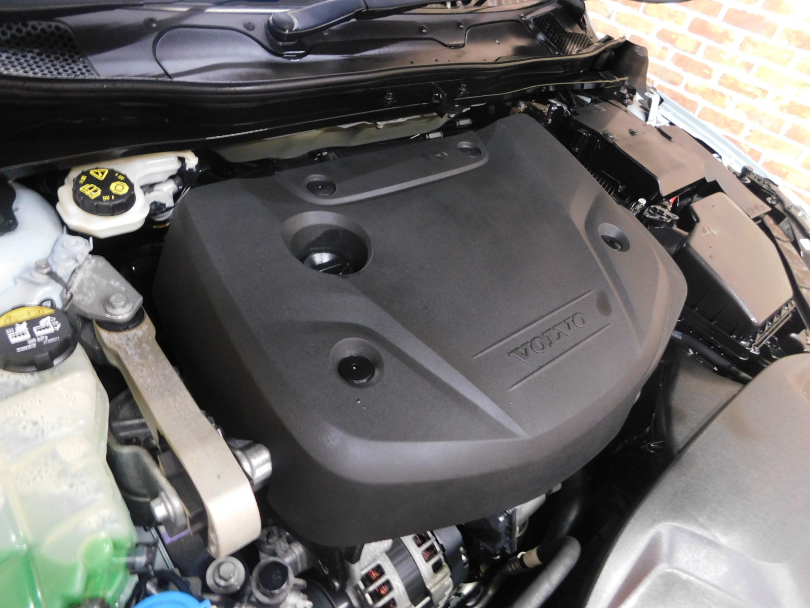 V40 2019/R01