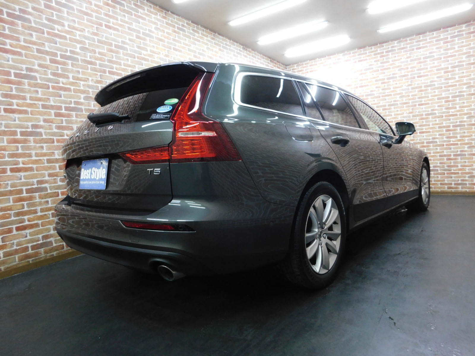 V60 2020/R02