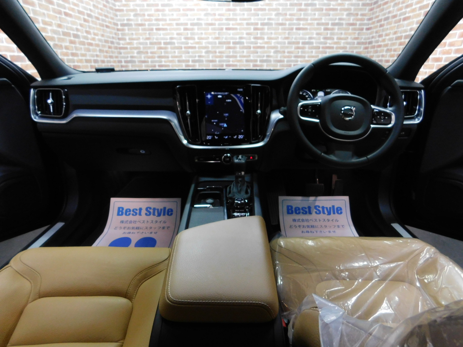 V60クロスカントリー 2020/R02